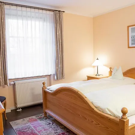 Haferland Hotel *