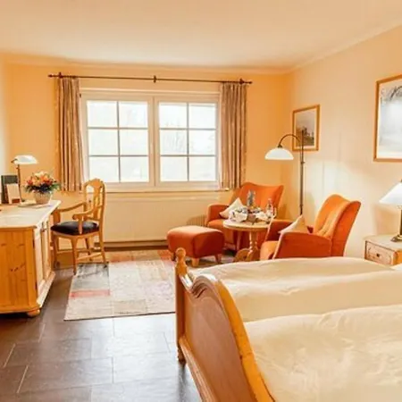 Haferland Hotel *